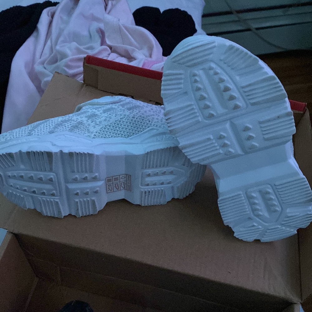 Toddler shoes size euro 23 (size USA 7) - Picture 3 of 8